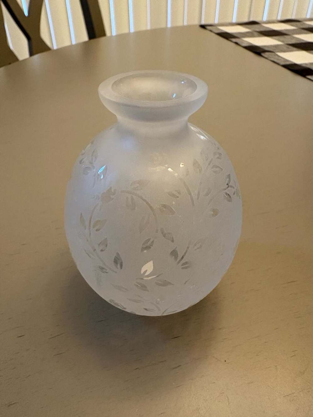 Frosted Etched Glass Vase with Floral Leaf Vine Design